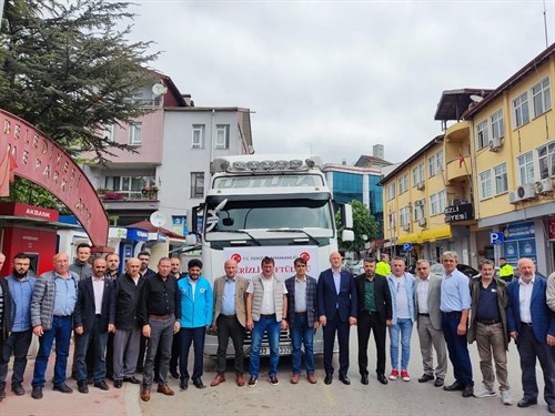 İlçemizde Hazırlanan Yardım Tırı Yola Çıktı.